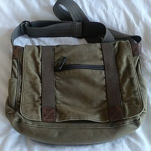 FOSSIL BRAND CANVAS CROSSBODY BAG